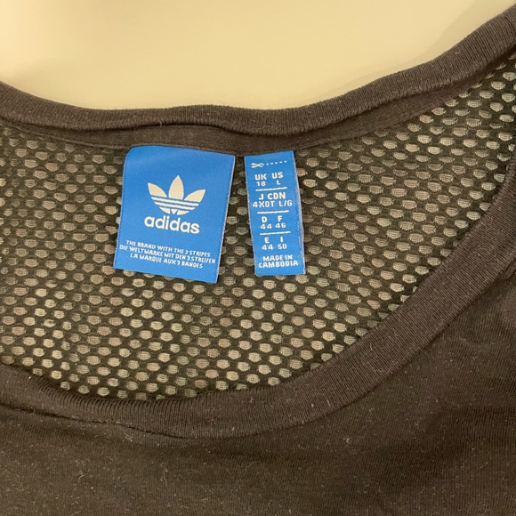 Adidas Crop - Picture 2 of 2